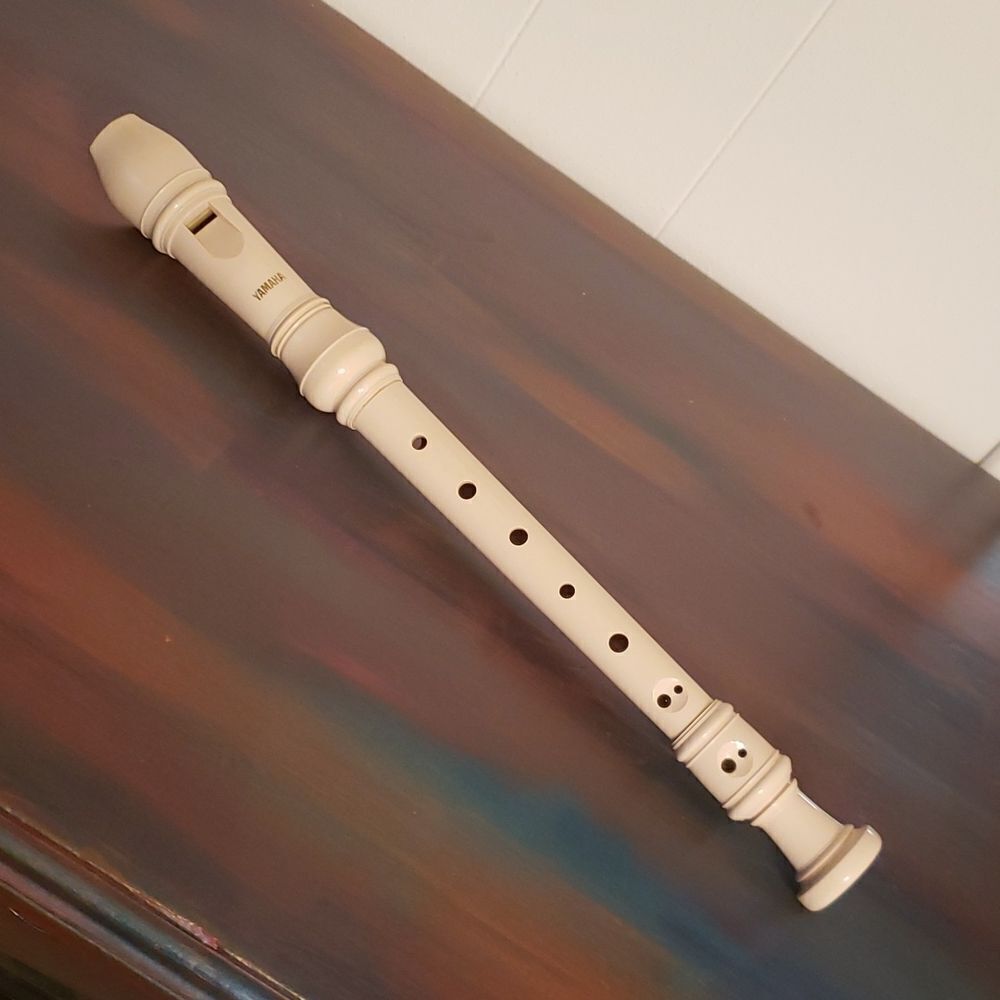 Yamaha YRS-24B Plastic Recorder Instrument - Baroque Style